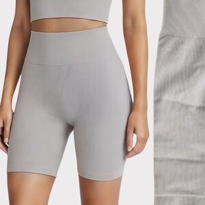 Avocado Ribbed Biker Shorts Gray Seamless S\M
